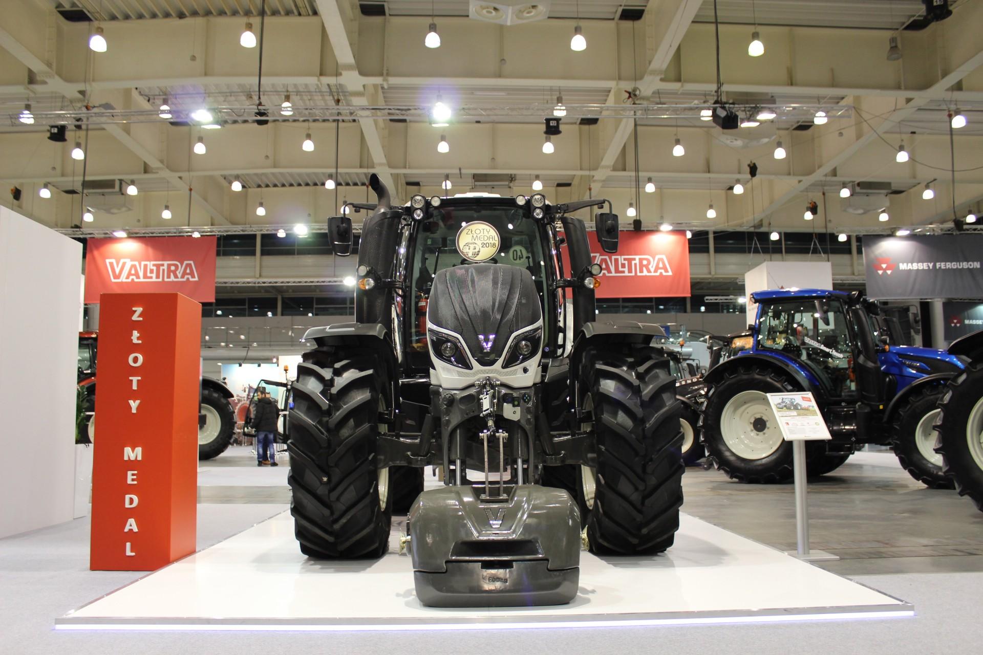 Valtra T254 zdobył Złoty Medal Międzynarodowych Tragów Rolniczych Polagra Premiery.