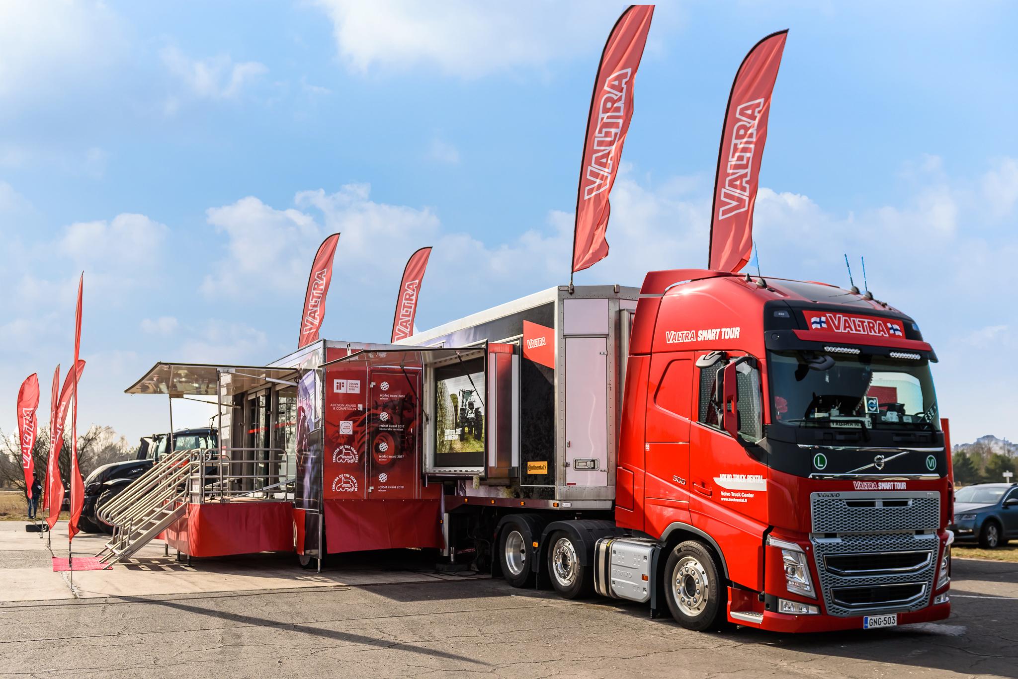 pokazów Smart Tour 2019